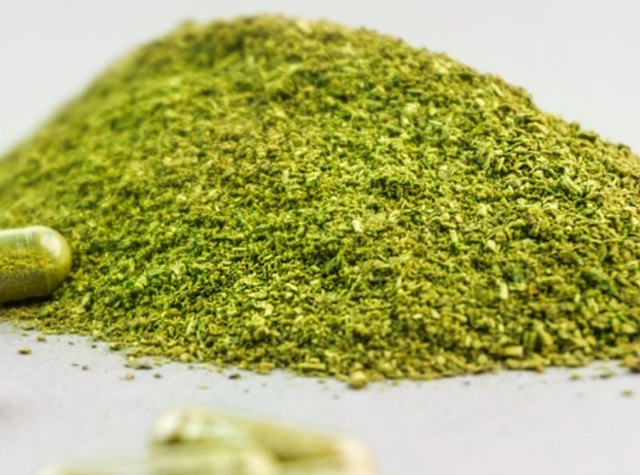 hromádka kratomu